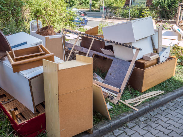 Best Carpet Removal and Disposal  in Greensburg, LA